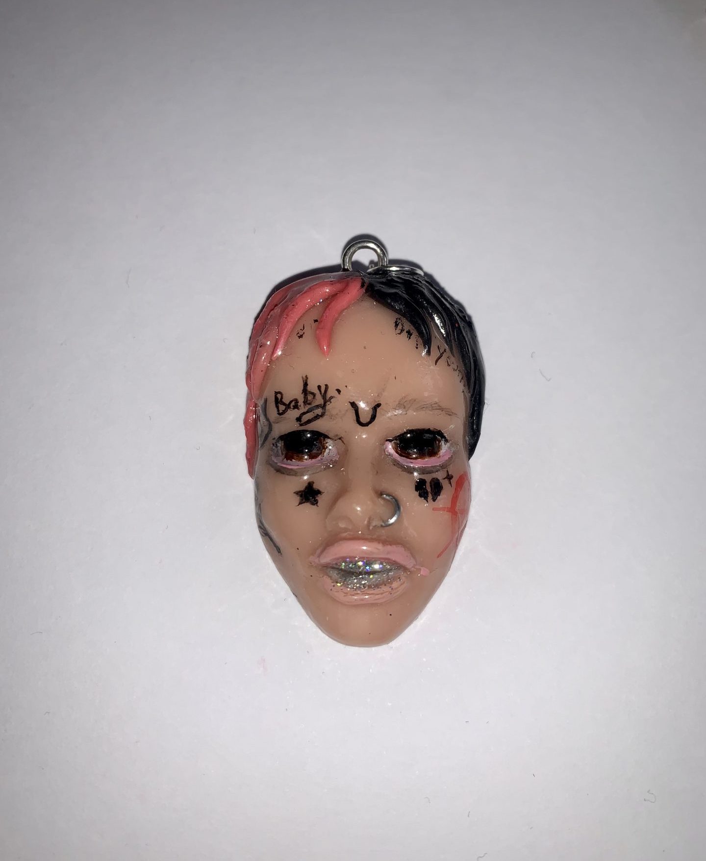Peep necklace